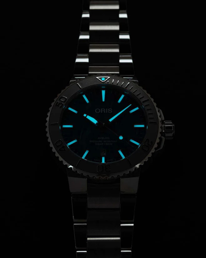 Oris Aquis Date
