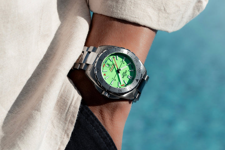 Delma Oceanmaster Lume - Bartels Watches