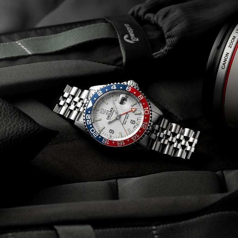 Delma Santiago GMT Meridian Automatic - Bartels Watches
